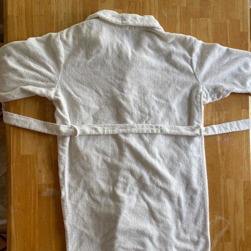 White Terrycloth Robe - Picture 2 of 3